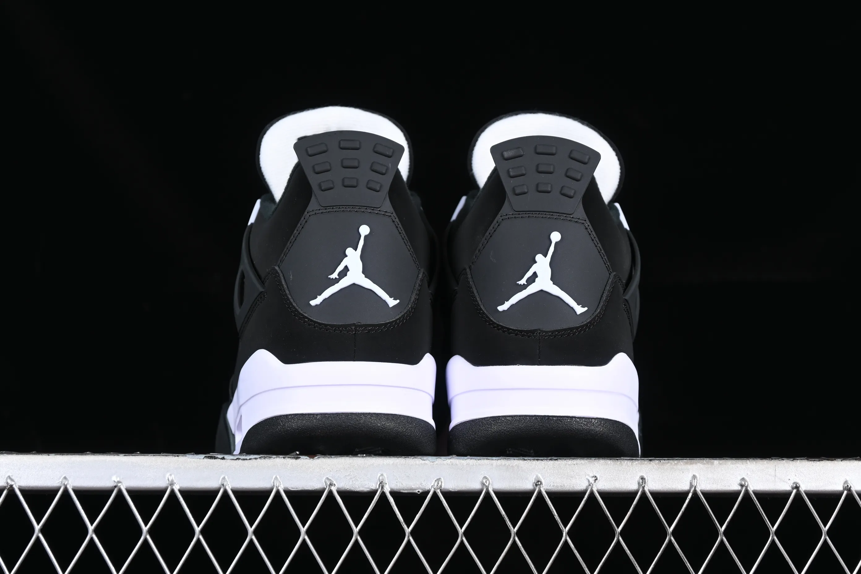 All categories Air Jordan Jordan series basketball shoes Air Jordan 4 Pure original Air Jordan 4 Retro "White Thunder" AJ4 Joe 4 White Thunder FQ8138-001